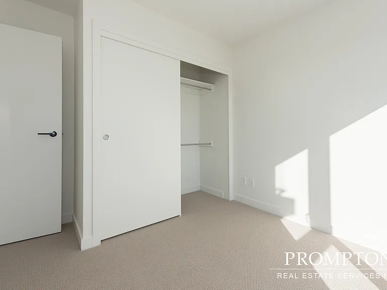 13696 100th Ave #503 — Photo 8