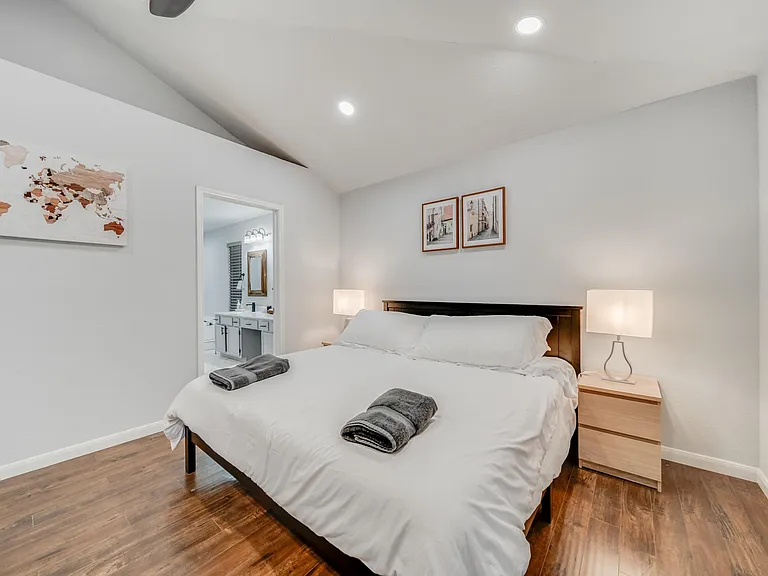 843 Sonora Ln — Photo 20
