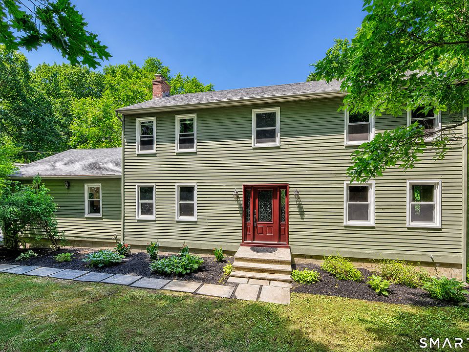 1st image of 26 Mountain Laurel Lane