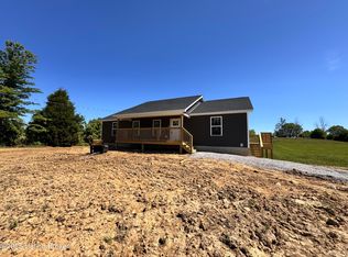 3434 Rhodelia Rd, Payneville, KY 40157
