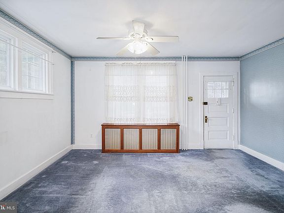 4th image of 14024 Dana Ave