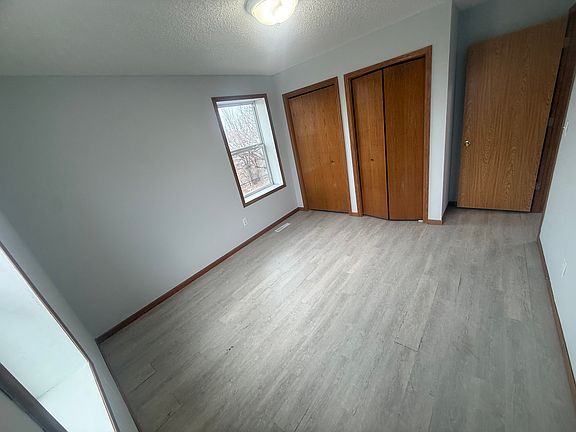 3rd image of 1801 14th Ave S #5