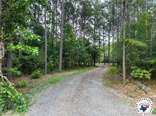 26.5 Boggy Rd, Waskom, TX 75692