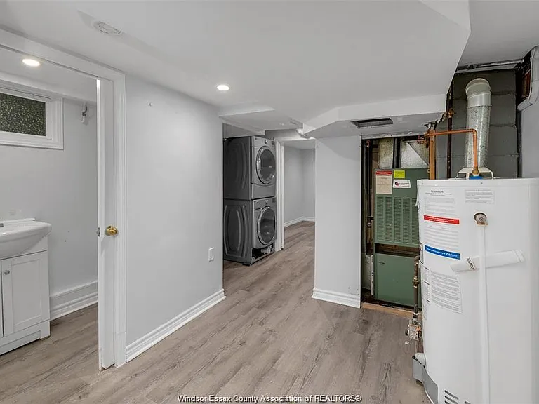 1217 Harrison Ave — Photo 14