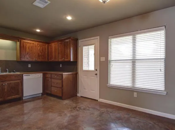 3101 N 1st St APT 2C, Jacksonville, AR 72076