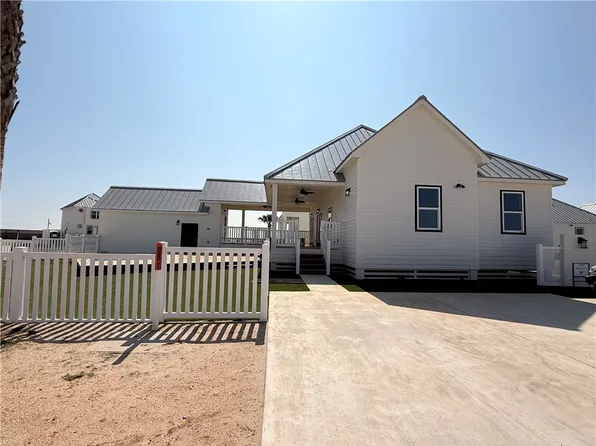 101 Bimini Dr, Port Aransas, TX 78373