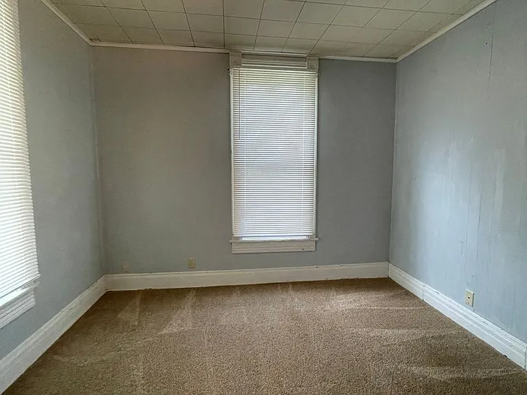 727 Congress St — Photo 24