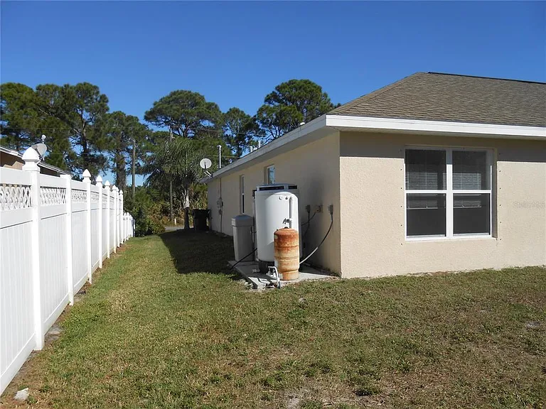 1871 Calahan Ave — Photo 14