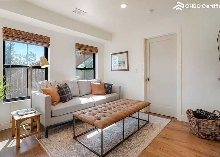 Fully Furnished Castle Rock Corporate Apartment
