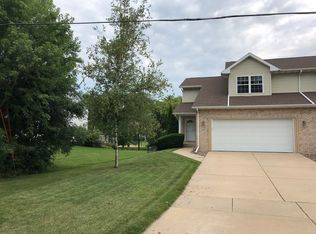 824 E Holum St, Deforest, WI 53532