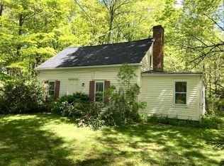 428 Henry St, Amherst, MA 01002