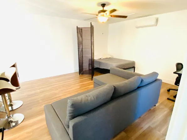 1329 W 77th St, Los Angeles, CA 90044