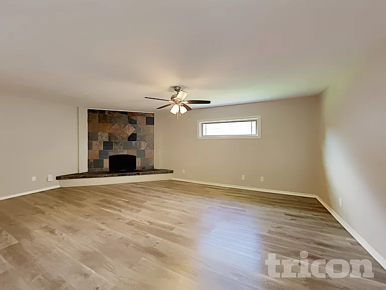 416 Forestwood Dr — Photo 3