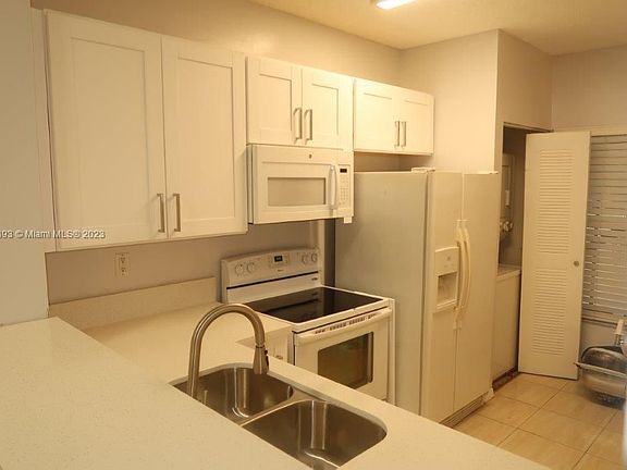 2nd image of 350 SW 121st Ter