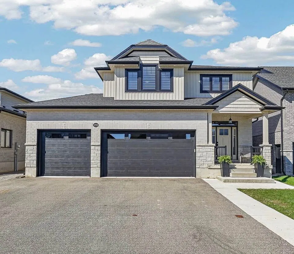 4 bed, 2.5 bath, $3,100 — Photo 1
