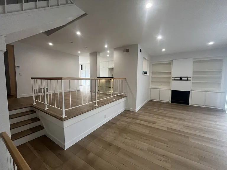22 Gretel Ct — Photo 3