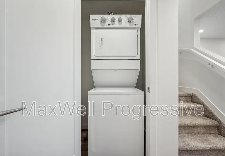 9017 93rd St NW #9005 — Photo 11
