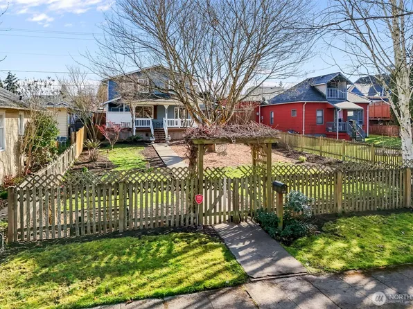 1721 McDougall Avenue, Everett, WA 98201