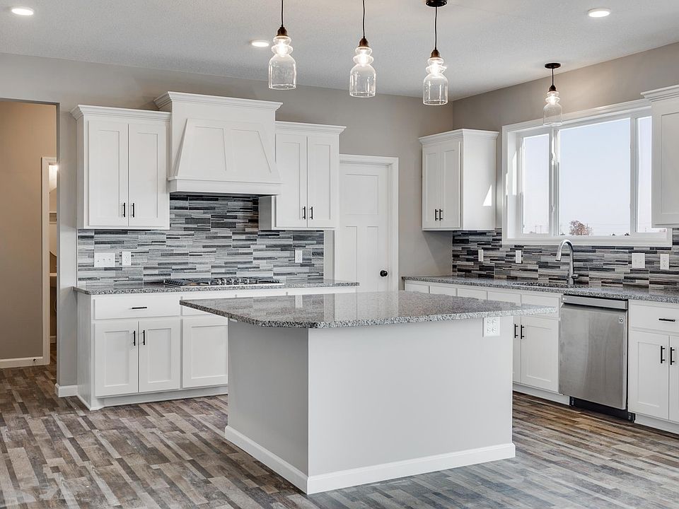 8968 152nd Ln NW, Anoka, MN 55303 MLS 6318971 Zillow