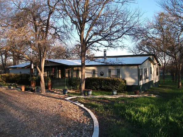 116 Shadow Oaks Dr, Elgin, TX 78621
