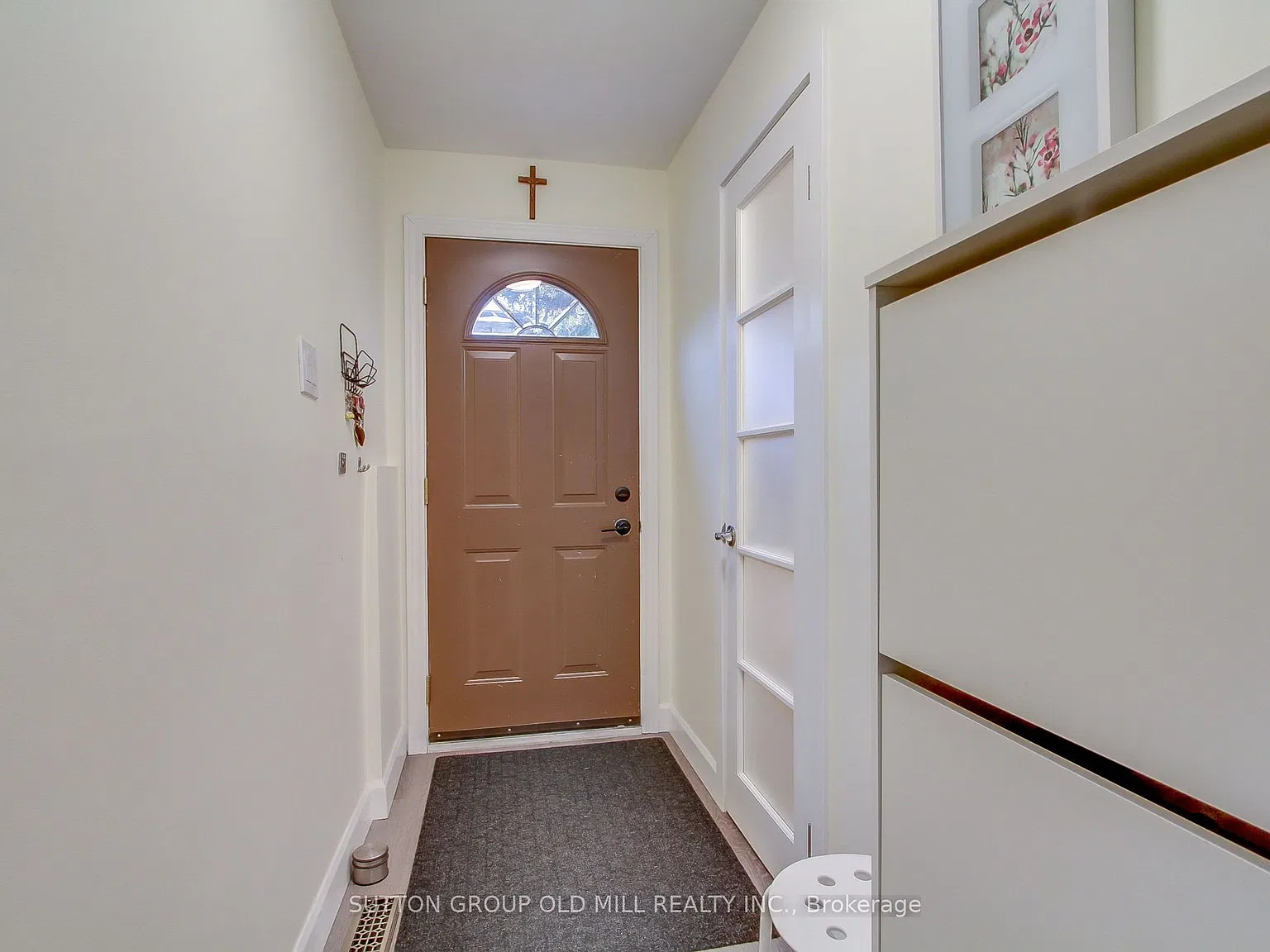 3 bed, $3,500 — Photo 3