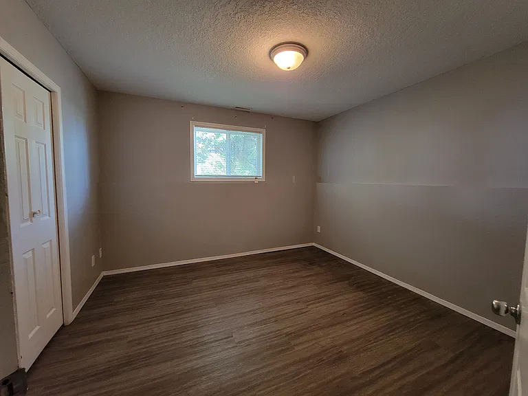 10222A 106th Ave #10222B — Photo 13