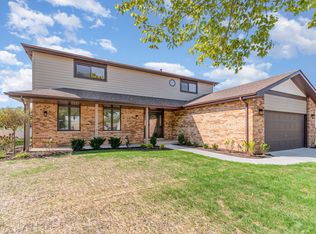 2380 Chestnut Ln, Morris, IL 60450