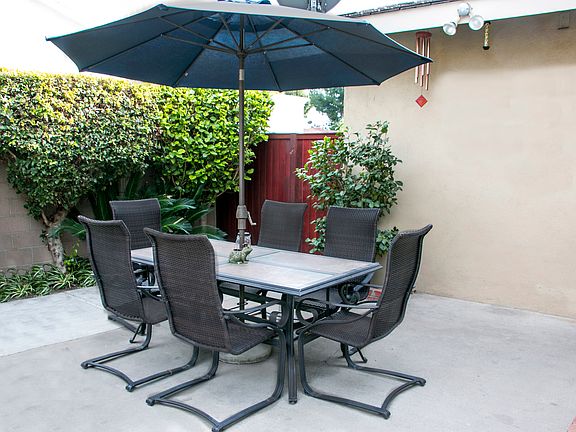 outside family rm/kitchen