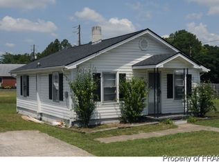 4084 Porter St, Hope Mills, NC 28348