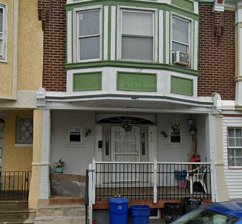 1st image of 415 W Annsbury St