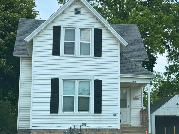 838 McKinley St, Oshkosh, WI 54901