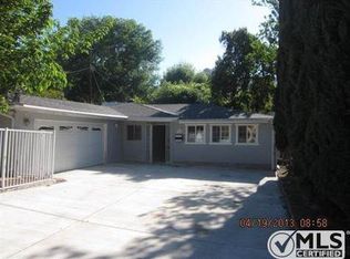 11146 Leolang Ave, Sunland, CA 91040