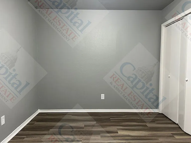 1520 Patricia Dr — Photo 20