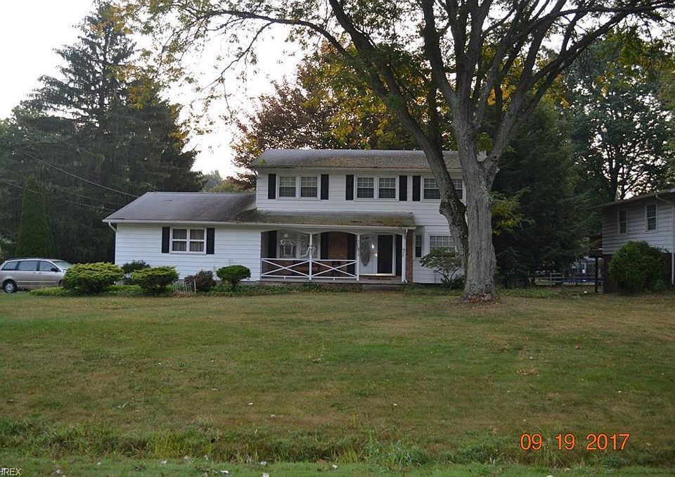 1st image of 586 Woodland Dr