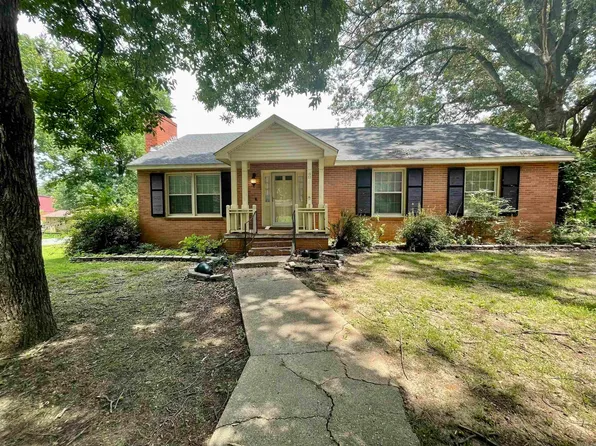 1822 Greenwood St, Jonesboro, AR 72401