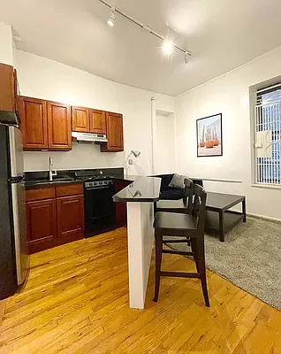 Rented by The Downtown LLC | media 9