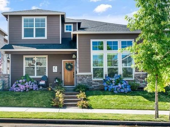 14676 Blue Blossom Way