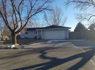 6636 Browning Dr, Colstrip, MT 59323