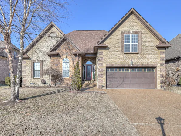 2017 Stonebrook Cir, Mount Juliet, TN 37122