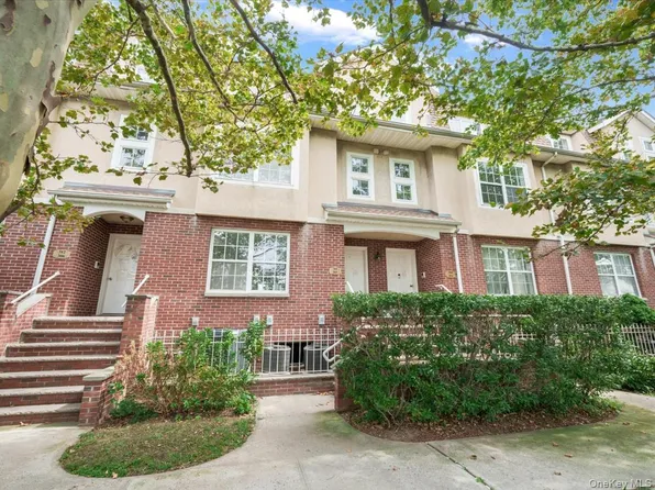 1 Patricia Lane #305, Bronx, NY 10465