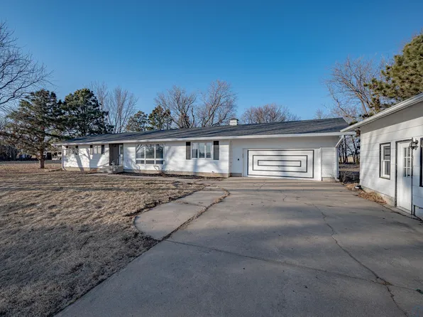 531 Highway 35, Dakota City, NE 68731