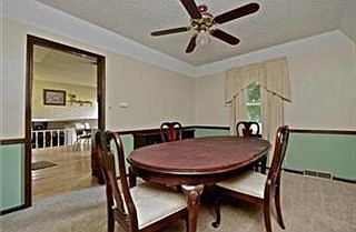 5th image of 9122 England St