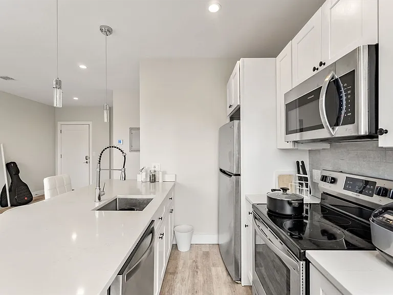 1457 Tremont St #502 — Photo 3