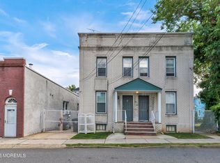 91 2nd St APT 1L, Woodbridge, NJ 07095