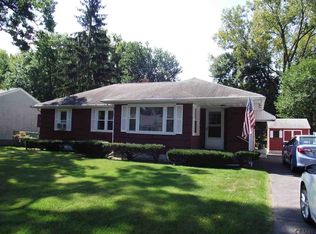 8 Kenjack Ter, Albany, NY 12205