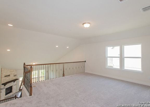 4th image of 6335 Tarrant Hl
