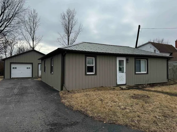 204 W North St, Kirkland, IL 60146