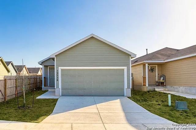 13528 Barton Cv — Photo 2