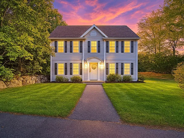 7 Babson St, Gloucester, MA 01930