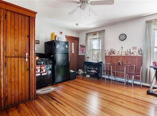 748 Grove St #3F, Woonsocket, RI 02895